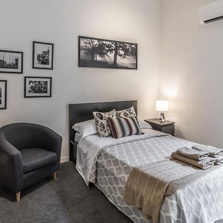 Milanrentals - Tarra Apartment Екстер'єр фото